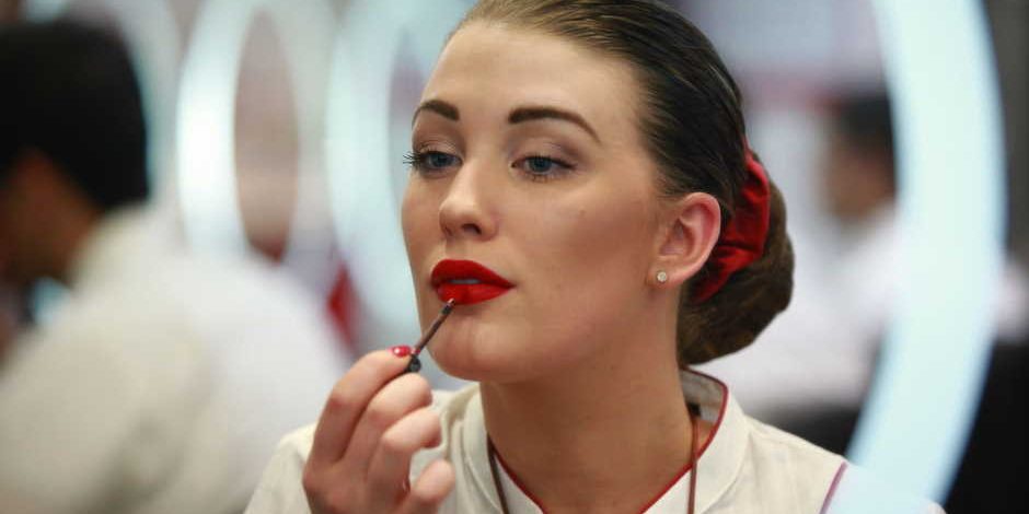 can i take my makeup on a plane
